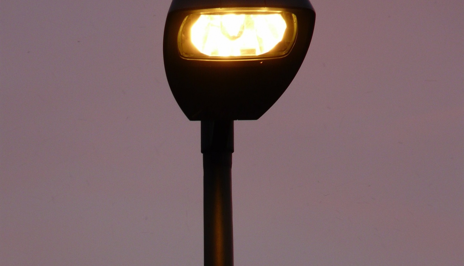 Enerģijas taupīšanas nolūkos Valkas pilsētā tiks samazināts ielu apgaismojums
