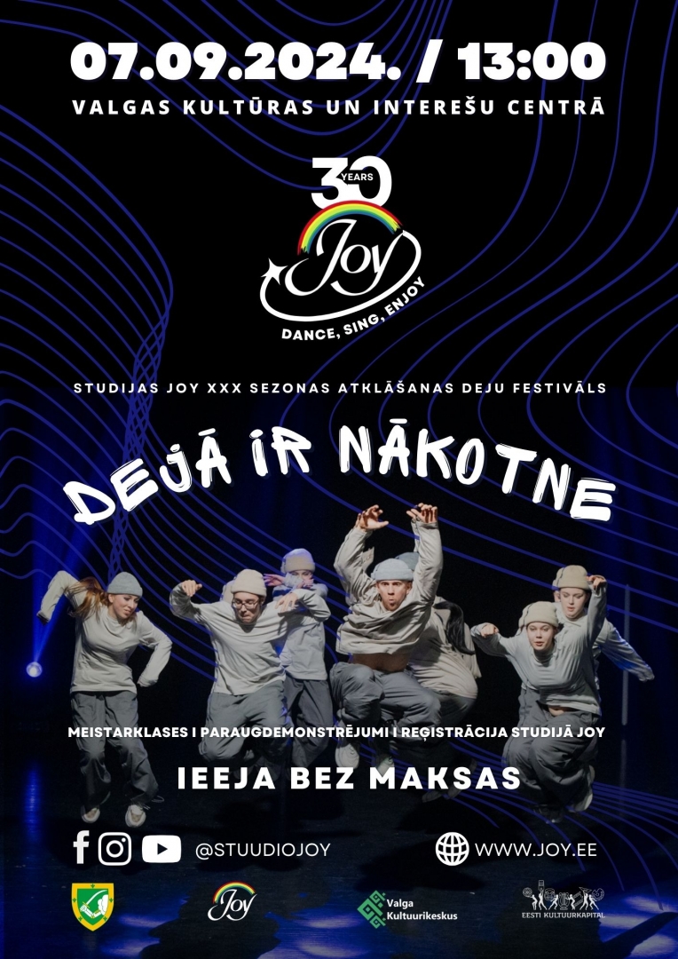 Dejotāji gaišos tērpus un tumšas skatuves