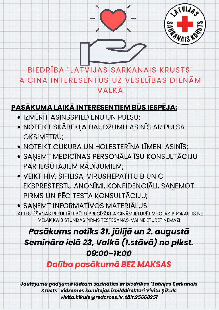 Roka ar sirsniņu un Latvijas sarkanā krusta logo