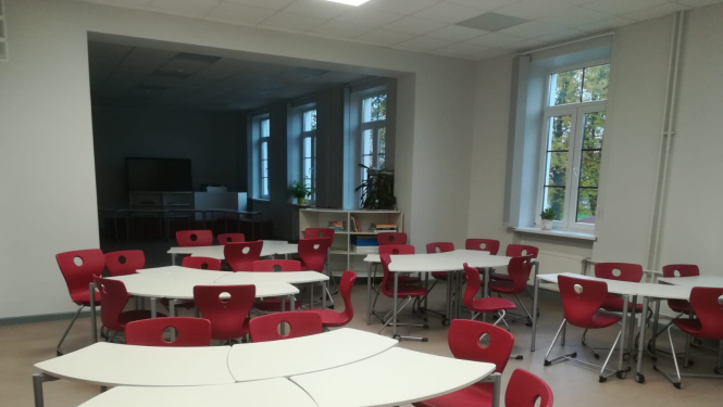 Modernas un ergonomiskas mācību vides izveide Valkas Jāņa Cimzes ģimnāzijā