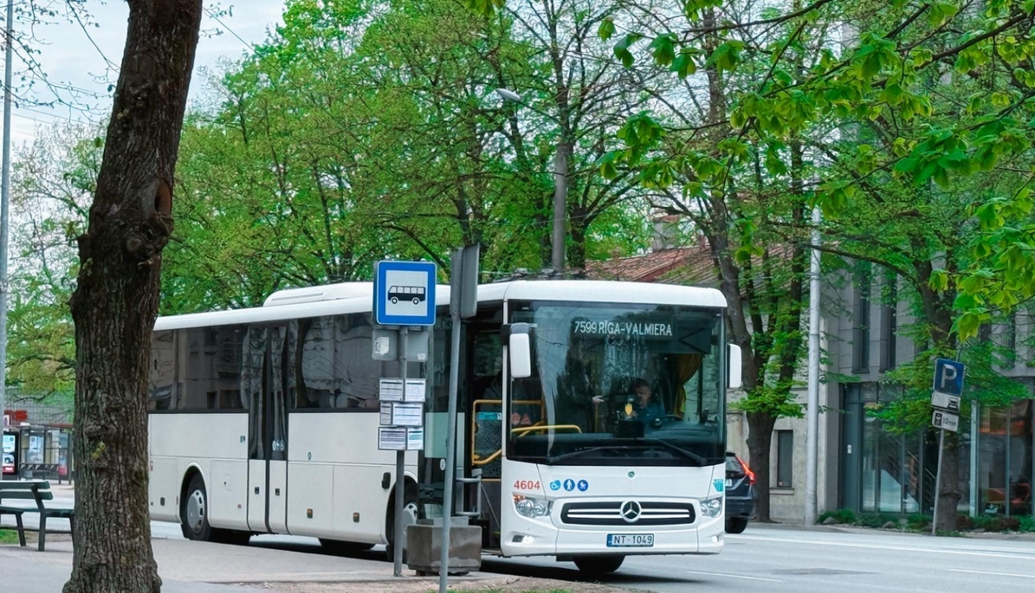 autobuss