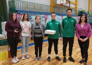 Noskaidroti Valkas telpu futbola čempionāta uzvarētāji (E.Stahovska)