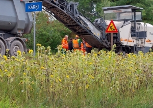 Atjaunotais reģionālā autoceļa Valka – Rūjiena (P22) segums (S.Pilskalne; E.Eglītis)