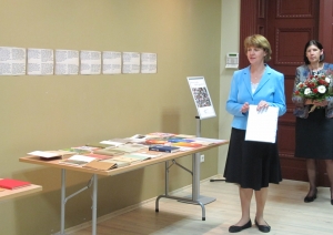 Pasaules valcēniešu dienās atklāj unikālu izstādi