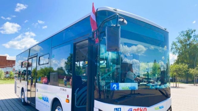 autobuss