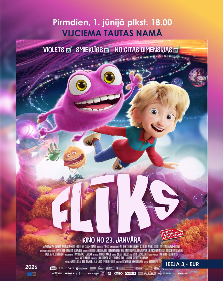 Zēns lido debesīs