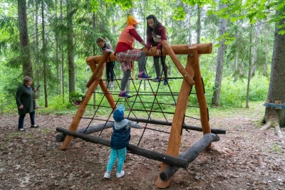 Projekts “Kustīgi, lustīgi Lustiņdruvā” pabeigts