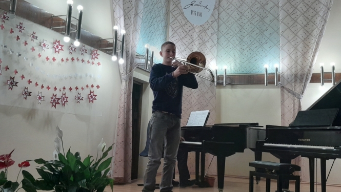 Valsts svētku koncerts J.Cimzes Valkas Mūzikas skolā