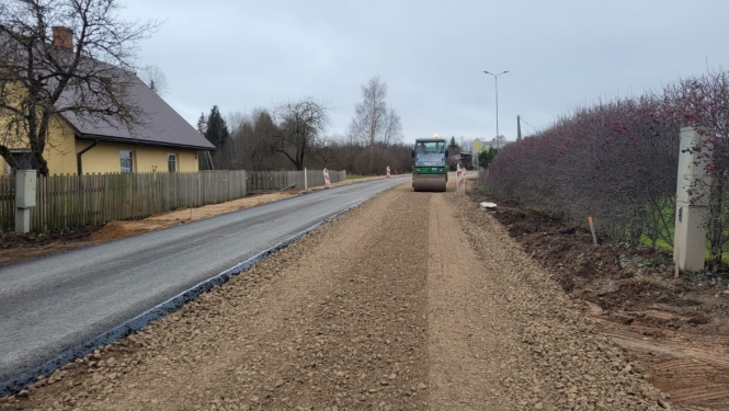 Tranzīta ielas Valkas pilsētā pa Zemgales ielu, posmā no Rīgas līdz Raiņa ielai pārbūve (G.Smane; I. Leitis)