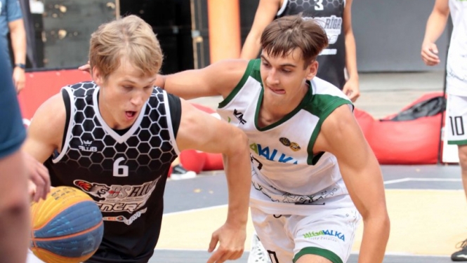 “OlyBet Sports Bar” Latvijas 3x3 basketbola kausa izcīņā startē komandas no Valkas
