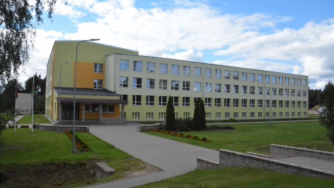 Valkas Jāņa Cimzes ģimnāzijā sākusies dokumentu iesniegšana pirmsskolas grupiņai un 1. klasei