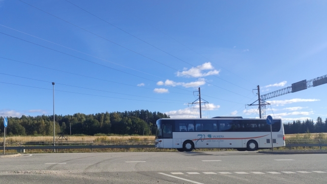 Attēls ar VTU autobusu