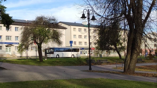 Attēls ar autobusu