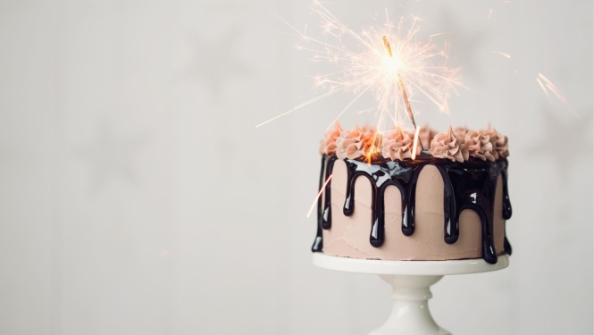 tituls_zimejumu_konkurss_100gades_torte