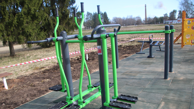 Āra trenažieru laukums Valkā ir pabeigts