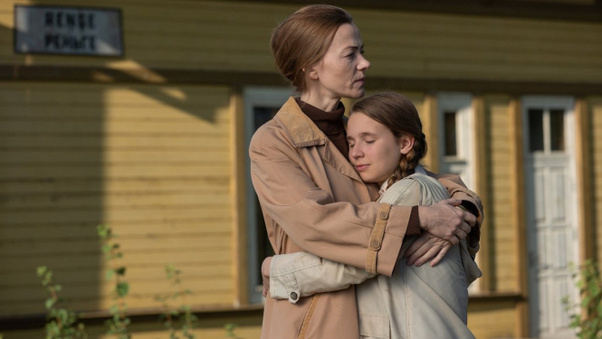 Valkā tiks izrādīta filma "Mātes piens”