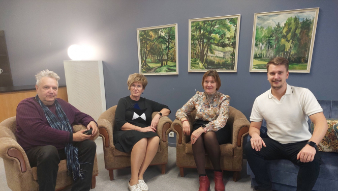 Valkas un Valgas  pilsētu kultūras darbinieki pārrunā nākotnes sadarbības iespējas