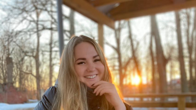 Valkas bibliotēkā fotogrāfiju izstāde “Ģimene”