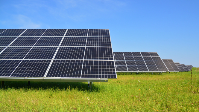 Saules paneļu parks būs arī Valkas novadā