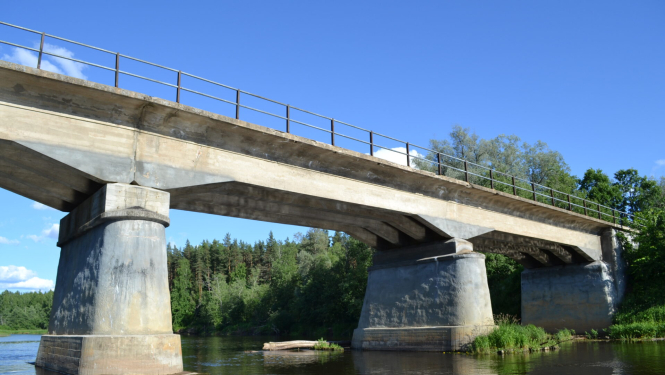 15.–19. augustā būs slēgta satiksme pār Gaujas tiltu Strenčos, izņemot maršrutu autobusus