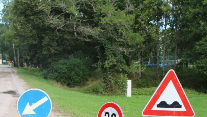 Asfalta seguma atjaunošanas būvdarbi Vienības gatvē diemžēl atlikti uz nākamo gadu