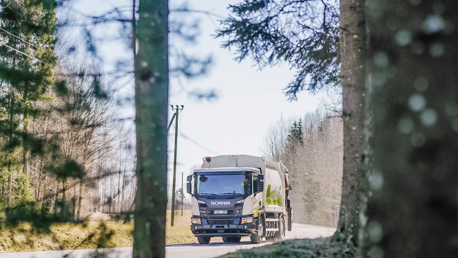 ZAAO autoparkā jaunas, videi draudzīgas automašīnas