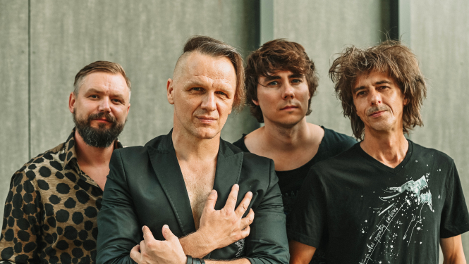 Piektdien Valkas pilsētas kultūras namā uzstāsies rokgrupa "Dzelzs Vilks"