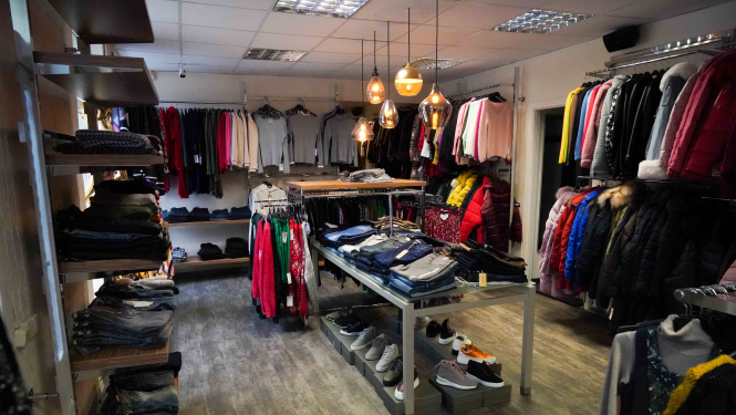 Valkā atvēries jauns apģērbu veikals