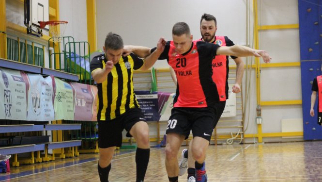 Aizvadīts Valkas telpu futbola čempionāta 3. posms