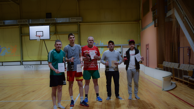 Aizvadīts Valkas pagasta pirmais “Volejbola nakts turnīrs”