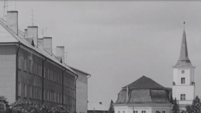 Iespējams noskatīties dokumentālo īsfilmu par Valku un Valgu 1960. gados