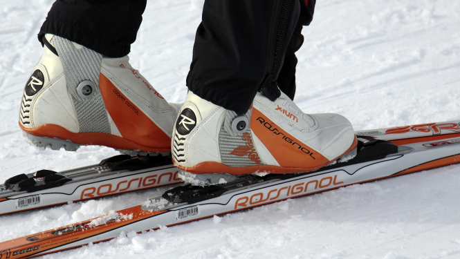 Vijciemā izveidota apgaismota slēpošanas trase