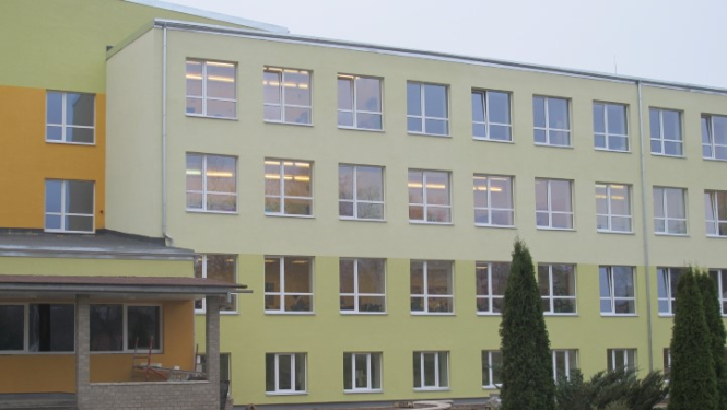 Valkas pamatskolas ēkas siltināšanas darbi pabeigti