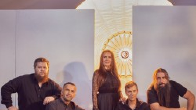 Valkas pilsētas kultūras namā muzikālās apvienības “RAXTU RAXTI” 10 gadu jubilejas koncerts