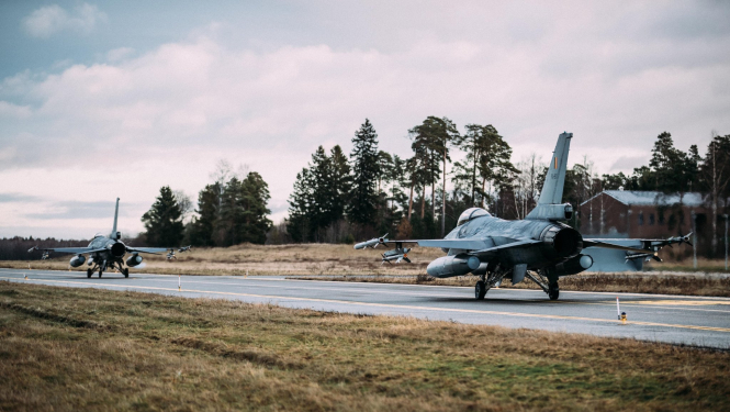 20. augustā sabiedroto iznīcinātāji veiks lidojumu pāri Valkai - Valgai