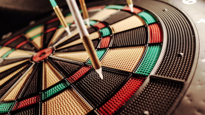 Šautriņas ar šautriņu mērķi