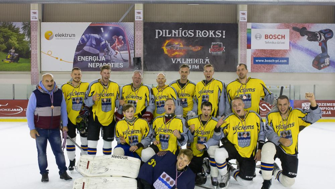 Biedrība “Vijmalieši” uzsāk LEADER projekta īstenošanu par hokeja formu iegādi un āra trenažieru laukuma ierīkošanu