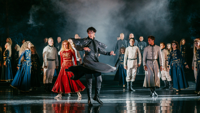 11. jūnijā Valkas brīvdabas estrādē folkbalets "Cik Saules mūsos"