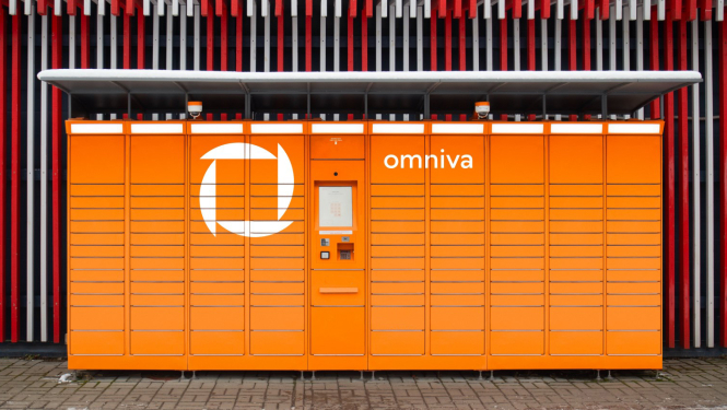 Omniva Valkas novadā uzstāda jaunu pakomātu