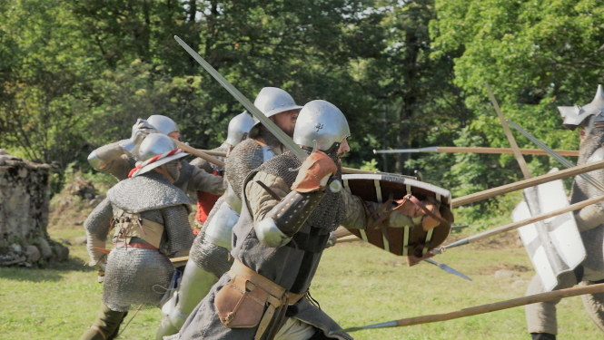 Šo sestdien Ērģemes pilsdrupās atdzīvosies Viduslaiku elpa