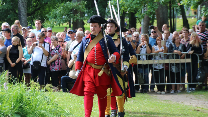 Paraugcīņas demonstrējums Valgas militārajā festivālā 2019. gadā