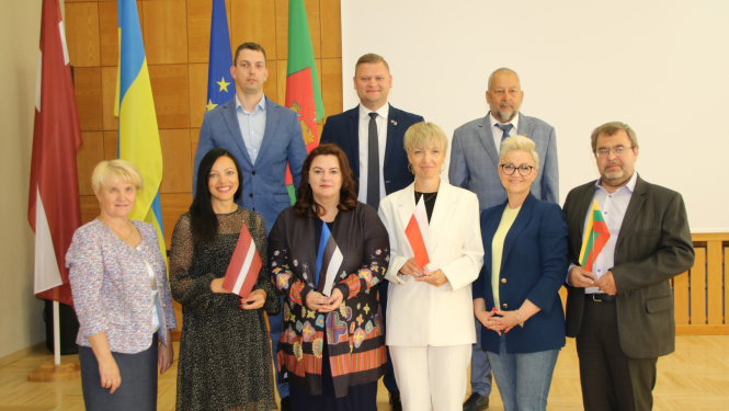 Valkas, Valgas, Marjampoles un Kobiļņicas pašvaldību pārstāvji