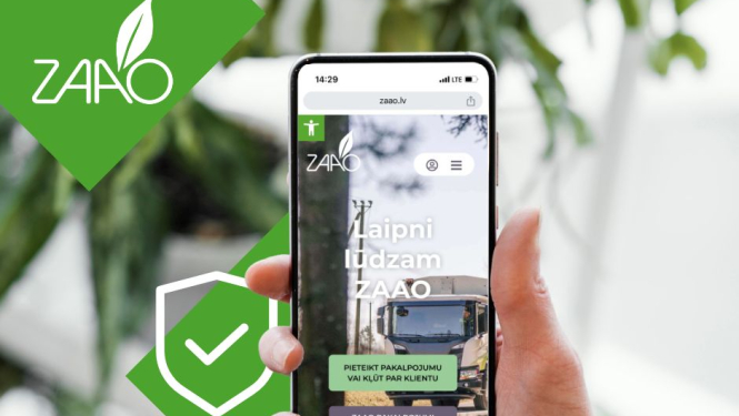 Mobilais telefons cilvēka rokās ar jauno ZAAO portālu