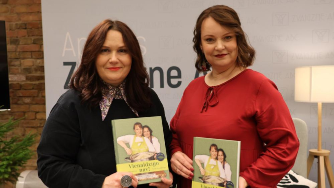 foto_dailrecepsu gramatas autores