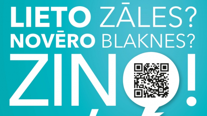 Zilzaļš fons ar medicīnas kapsulām un QR kodu