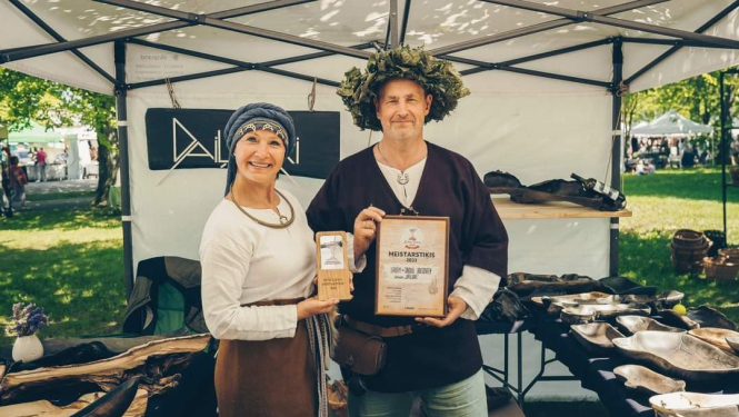 Titulattels_Dainis_Sandra