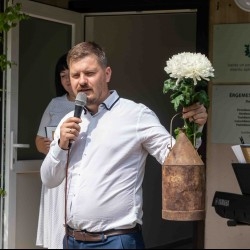 Tapusi pirmā Iedvesmas bibliotēka