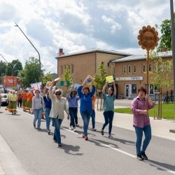 Valkas un Valgas svētku parāde