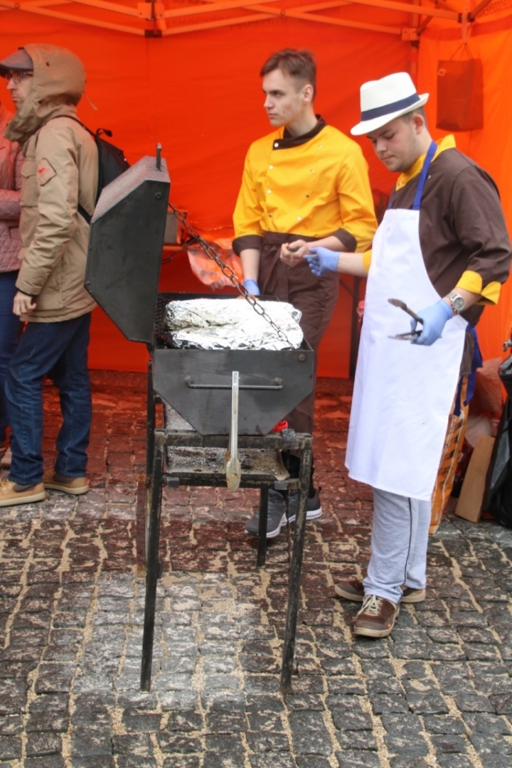 17. Lielais labdarības Robežtirgus, 6. Starptautiskais desu un gaļas izstrādājumu festivāls (I.Leitis)