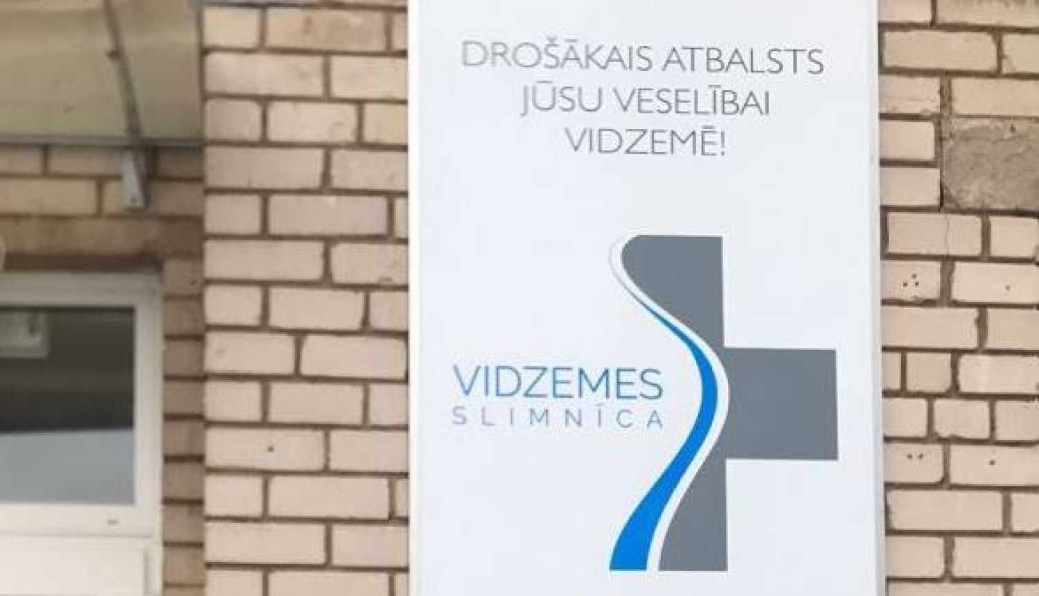 Anestezioloģe Anita Medne aicina pacientus uz konsultāciju Valkā